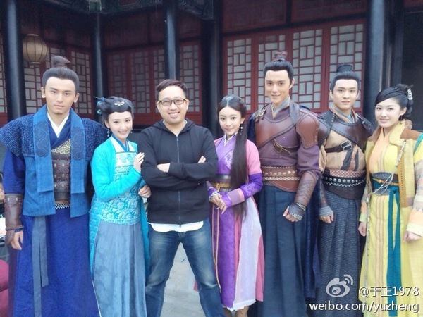 Cốc chủ của "Thần đi&ecirc;u đại hiệp 2014" giả g&aacute;i để mua vui cho vợ 6