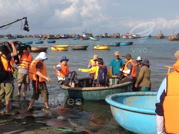 Dàn sao Hàn gây náo loạn ở Huế và Phan Thiết 36