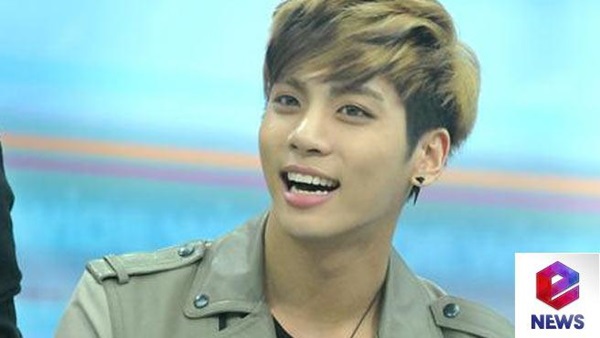 Jonghyun (SHINee) gặp tai nạn xe hơi 1