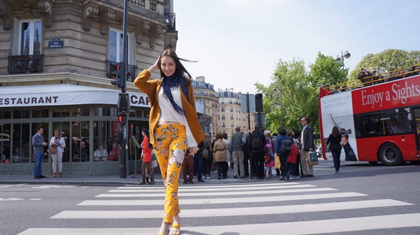 Dàn sao Việt nhí nhảnh ở Paris 16