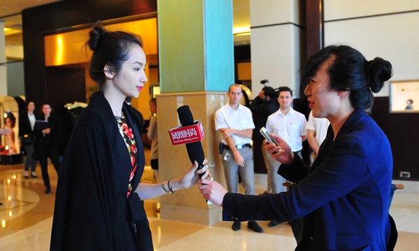 Dàn sao Việt xúng xính chuẩn bị cho thảm đỏ Cannes 7