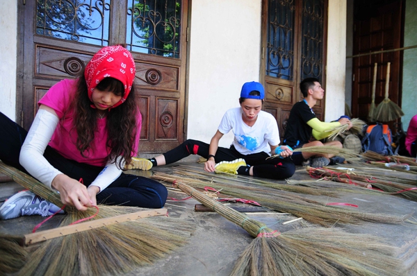 Linh Chi bị ném đá trong "Cuộc đua kỳ thú" vì phát ngôn vô lễ 14