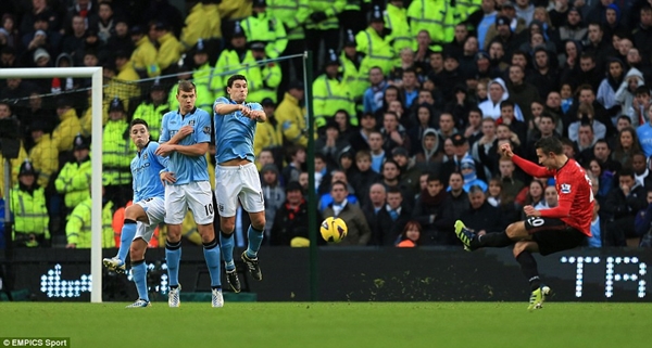 Derby th&agrave;nh Manchester v&agrave; những khoảnh khắc đ&aacute;ng nhớ nhất 17