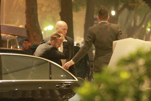 David Beckham cùng đoàn vệ sĩ "đóng quân" tại khách sạn Metropole, Hà Nội 1