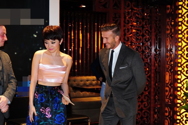 David Beckham ca ngợi T&oacute;c Ti&ecirc;n tr&ecirc;n facebook c&aacute; nh&acirc;n 4