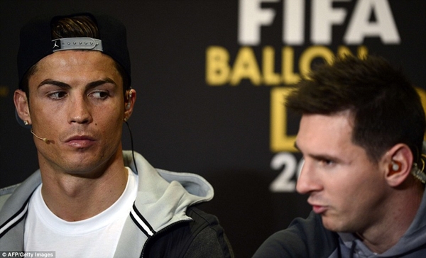 Cristiano Ronaldo phủ nhận cáo buộc "sỉ nhục" Messi 1