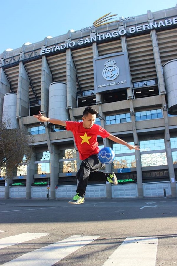 Ấn tượng với bộ ảnh cưới tr&ecirc;n "th&aacute;nh địa" Bernabeu của cặp đ&ocirc;i Việt 12