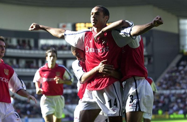 Thierry Henry: Từ chàng trai vô danh đến ngôi sao vô giá của Arsenal 2