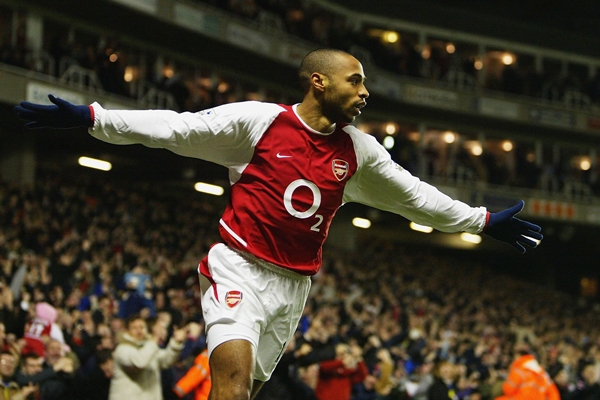 Thierry Henry chính thức giã từ sự nghiệp quần đùi áo số 3