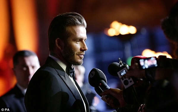 David Beckham mặc vest bảnh bao dự sự kiện  3