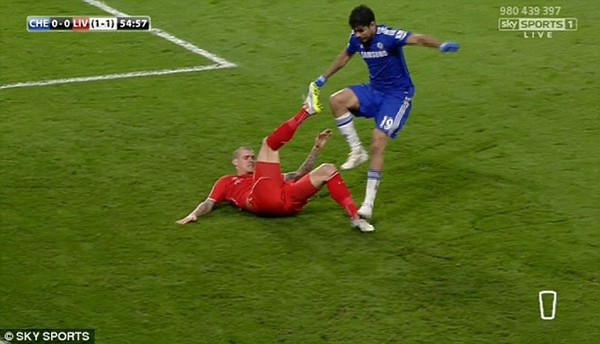 Một ng&agrave;y trước trận Chelsea &ndash; Man City: Đại chiến vắng sao 2