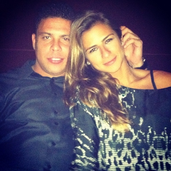 Ronaldo hủy đám cưới với nữ DJ nóng bỏng 3