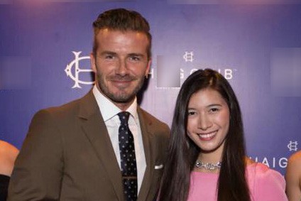 Ba cô gái bỗng dưng nổi tiếng khi Beckham sang Việt Nam 3