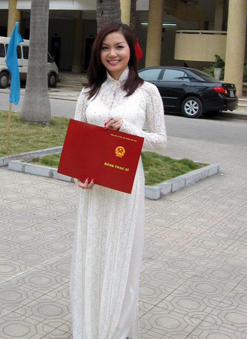 Khoảnh khắc sao Việt rạng rỡ trong lễ tốt nghiệp 7