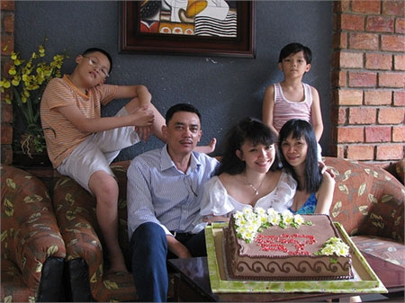 Những sao Việt được mẹ "n&acirc;ng như n&acirc;ng trứng"  3