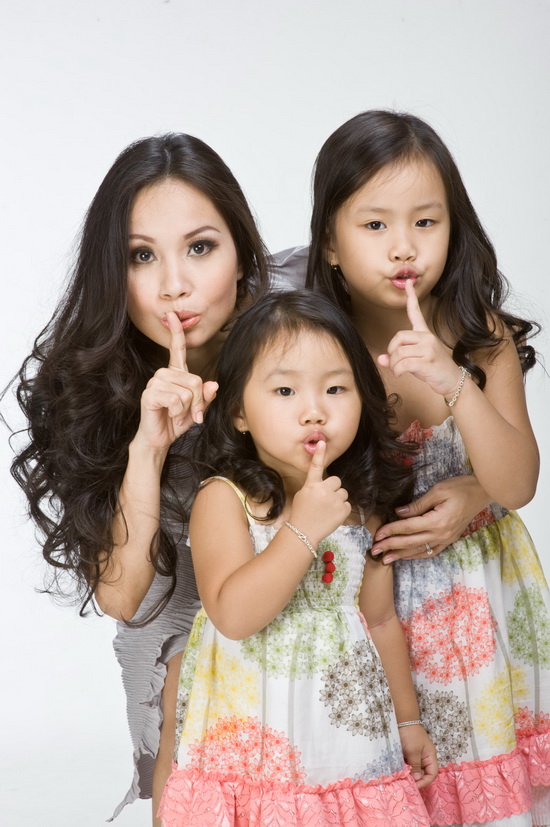 Cẩm Ly - Minh Tuyết - H&agrave; Phương: Bộ 3 chị em gi&agrave;u c&oacute; của Vbiz 7