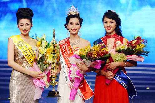 Vì sao Hoa hậu Việt mãi đứng "mấp mé" với thế giới? 3