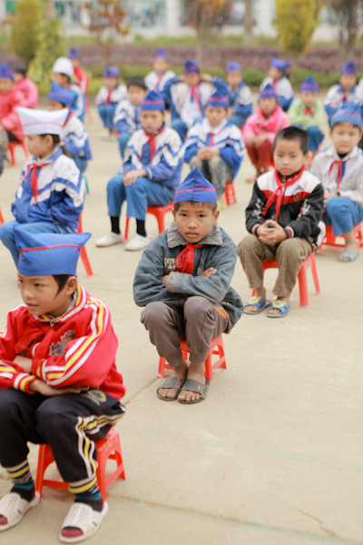 Dàn sao Việt lặn lội lên miền tây Nghệ An làm từ thiện 10