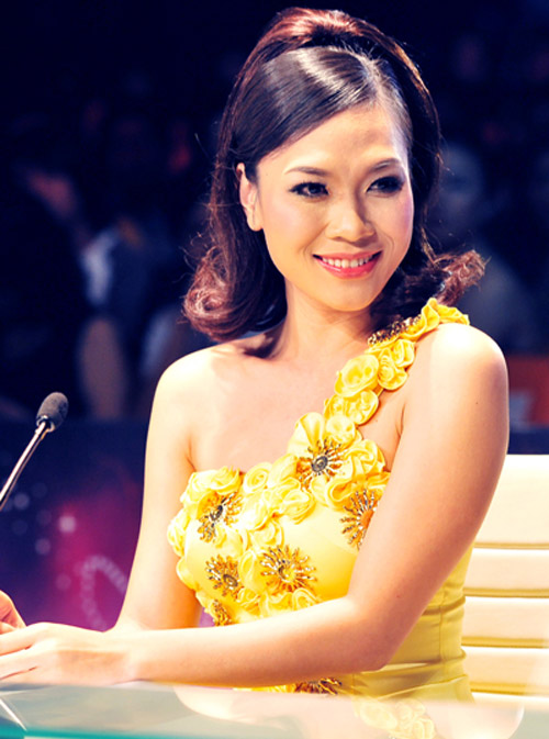 Ngắm vẻ đẹp qua năm tháng của 4 "nữ hoàng" showbiz Việt 34 Ngắm vẻ đẹp qua năm tháng của 4 "nữ hoàng" showbiz Việt 34
