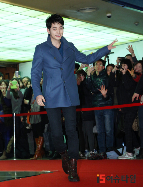 Park Shi Hoo tiếp tục bị tố lợi dụng fan 1