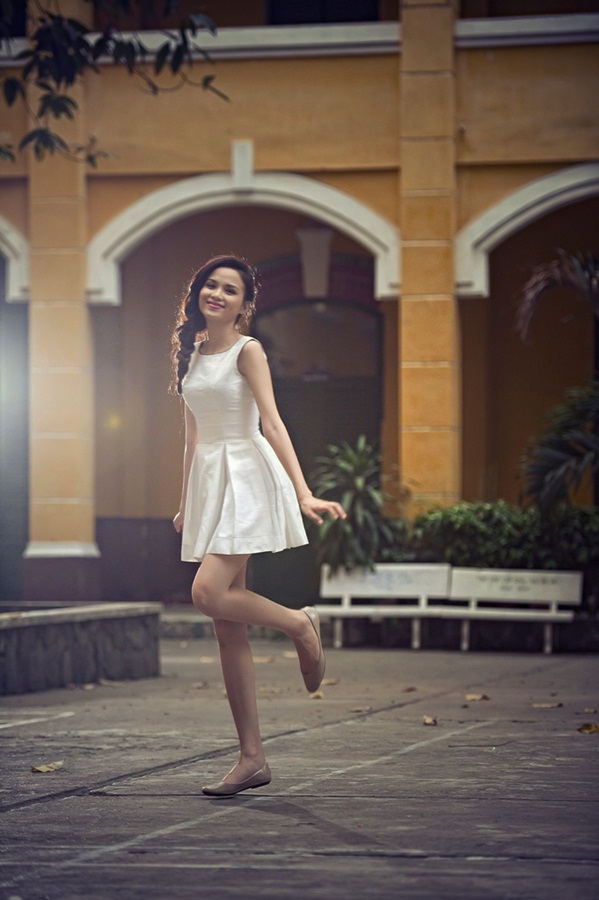 Diễm Hương tung bộ ảnh về thăm trường xưa 6
