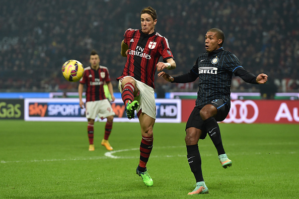 AC Milan 1-1 Inter Milan: Đúng chất derby 1
