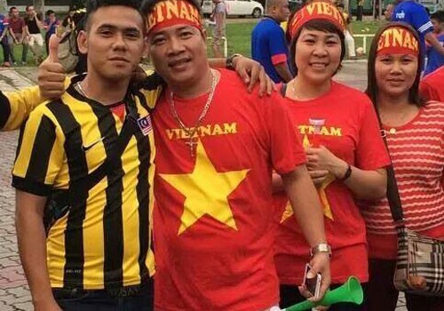Fan Việt khiến người Malaysia cảm kích với thông điệp hòa bình trên facebook 9