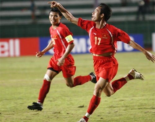 Lịch sử đối đầu đầy duyên nợ giữa ĐT Việt Nam và Malaysia tại AFF Cup 3