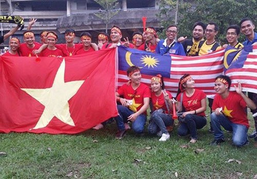 Fan Việt khiến người Malaysia cảm kích với thông điệp hòa bình trên facebook 7