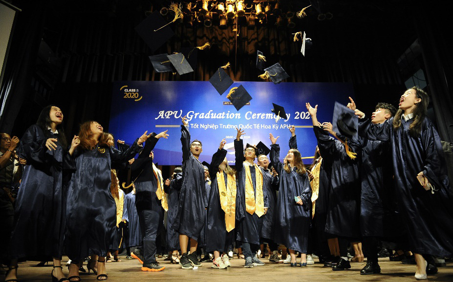 Lễ tốt nghiệp khóa 2020 của học sinh Trường Quốc tế Hoa Kỳ APU