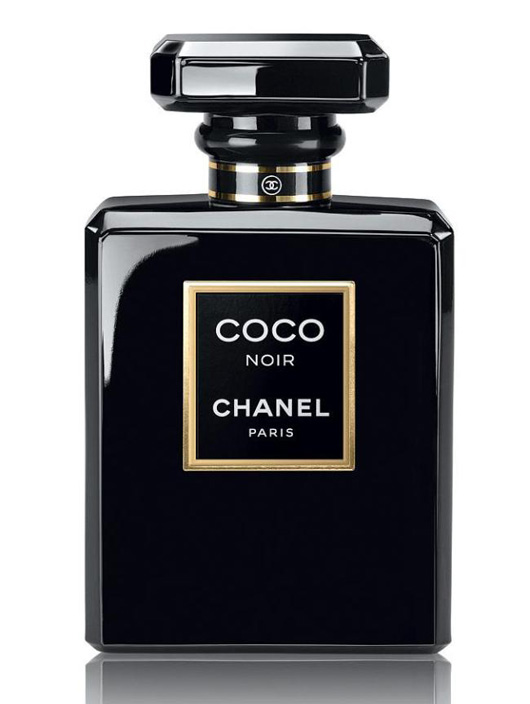 choi-si-won-khoe-body-duoi-goc-may-karl-lagerfeld
