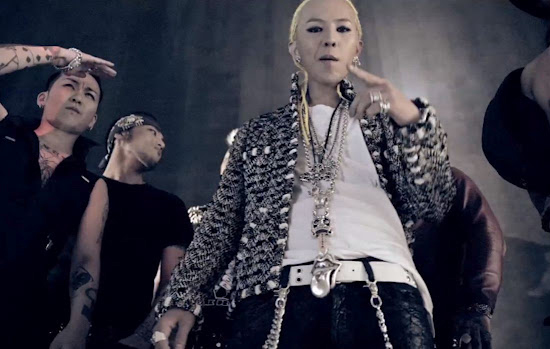 soi-hang-hieu-trong-mv-moi-cua-gdragon-va-snsd