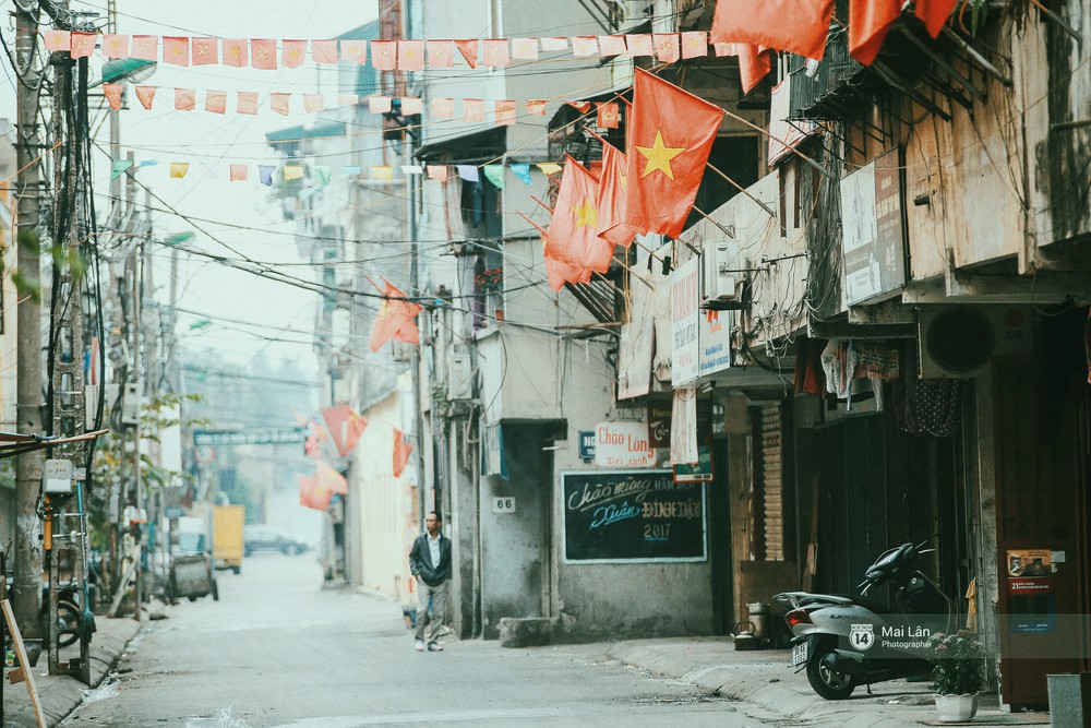 Hà Nội sáng mùng 1 Tết đầy thanh bình, ai mà chẳng yêu! - Ảnh 1.