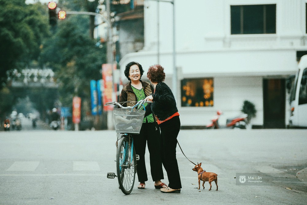 Hà Nội sáng mùng 1 Tết đầy thanh bình, ai mà chẳng yêu! - Ảnh 15.