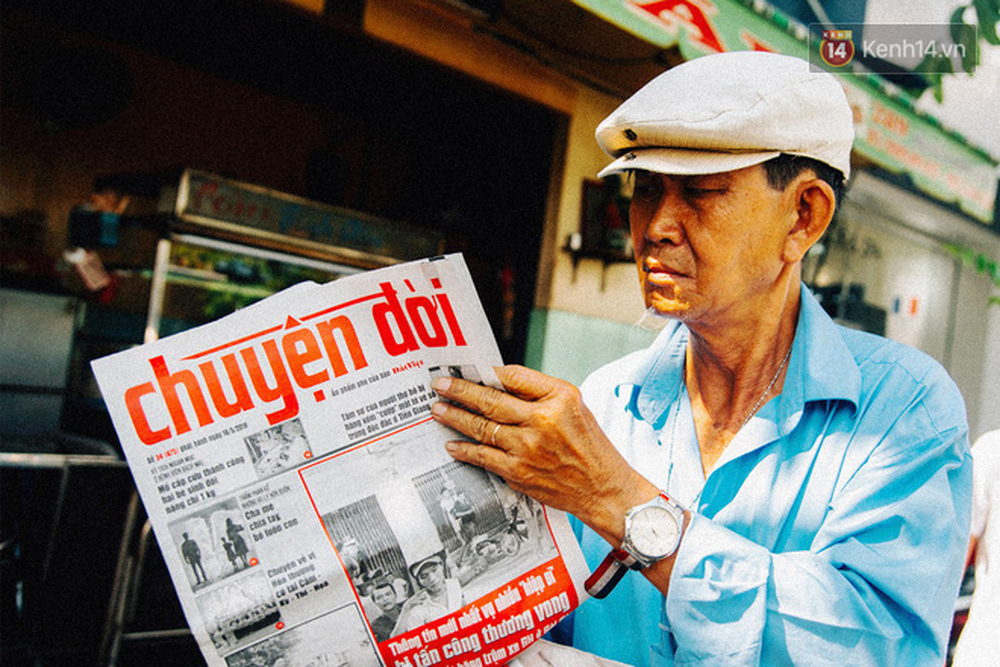 Người đàn ông giao báo bằng xe đạp cuối cùng ở Sài Gòn: Vội làm gì giữa cuộc đời hối hả - Ảnh 3.