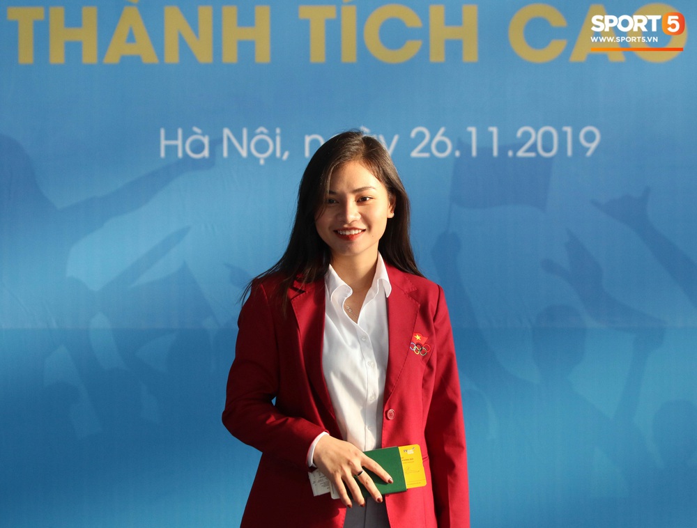 Nam vương thể dục dụng cụ tươi cười rạng rỡ trước giờ lên đường tham dự SEA Games 30 cùng đoàn thể thao Việt Nam - Ảnh 10.
