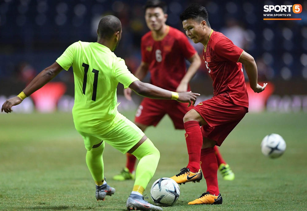 Xuân Trường lăn xả như chiến binh trong trận chung kết Kings Cup 2019 - Ảnh 1.