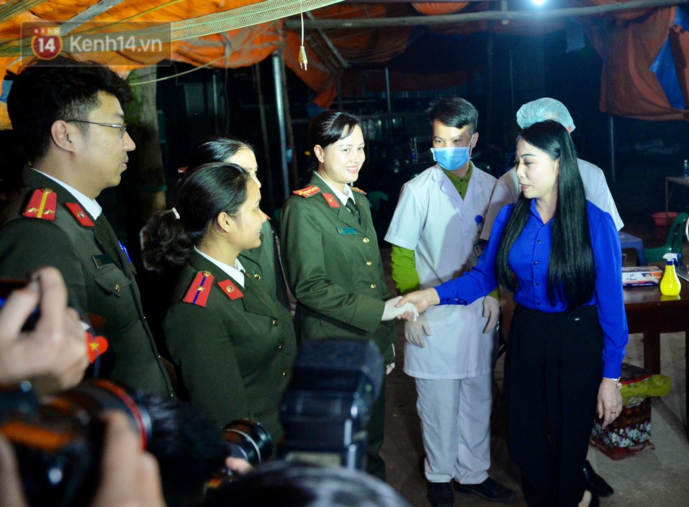 Ảnh: Chính thức tháo gỡ chốt phong toả xã Sơn Lôi, người dân vui mừng - Ảnh 8. Ảnh: Chính thức tháo gỡ chốt phong toả xã Sơn Lôi, người dân vui mừng - Ảnh 8.