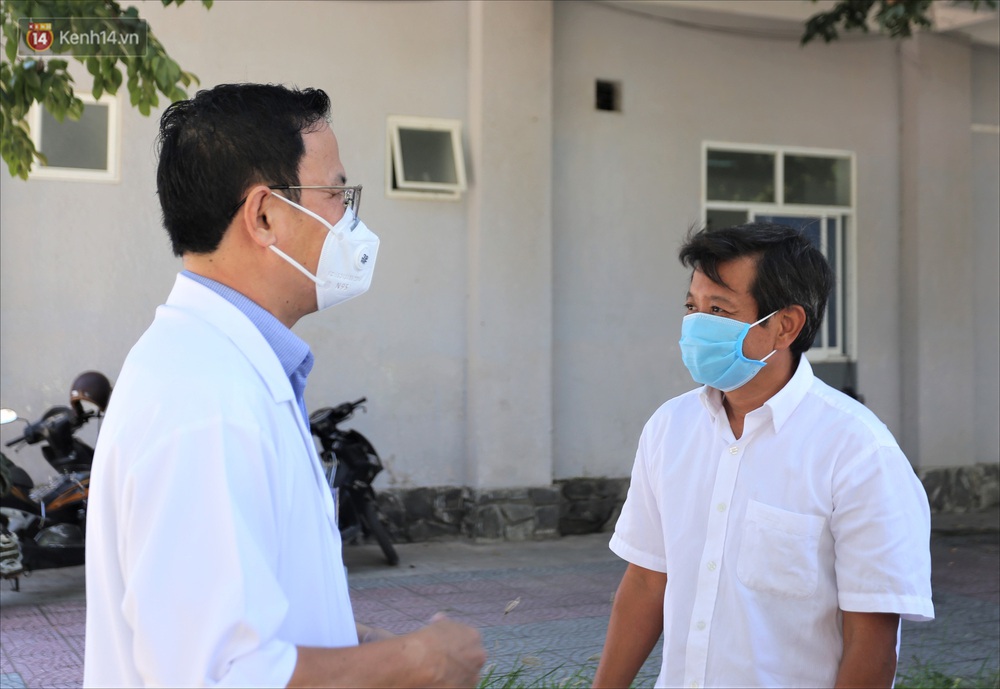 Ông Đoàn Ngọc Hải và xe cứu thương lần đầu đến Đà Nẵng: “Tôi rất sợ người dân hiểu lầm mình lợi dụng để kiếm tiền, nổi tiếng - Ảnh 3.