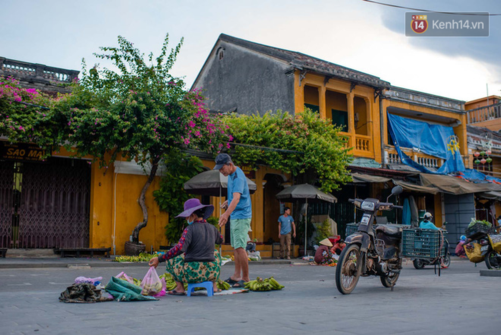 Người Hội An buồn thiu ngày chủ nhật: Ai thèm bình yên kệ chứ, tôi muốn phố cổ sôi động nhộn nhịp lắm rồi! - Ảnh 7.