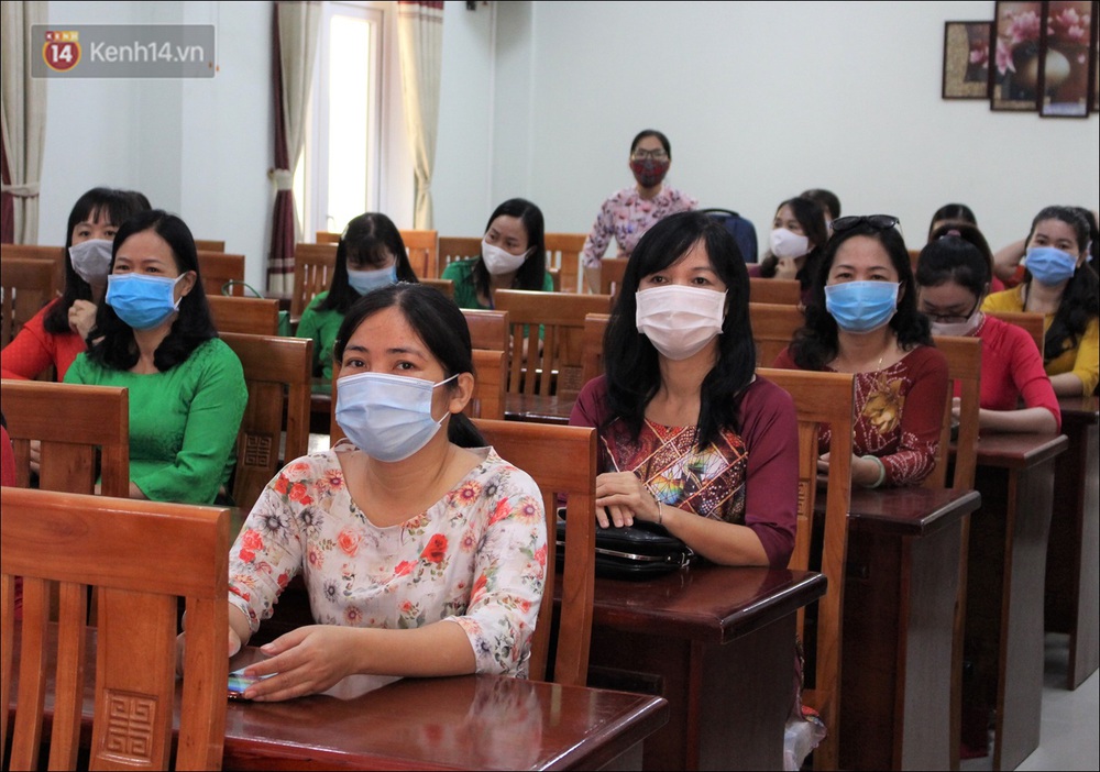 Nữ hiệu trưởng tại Đà Nẵng: 30 năm đi dạy, lần đầu tiên khai giảng không có học sinh - Ảnh 8. Nữ hiệu trưởng tại Đà Nẵng: 30 năm đi dạy, lần đầu tiên khai giảng không có học sinh - Ảnh 8.