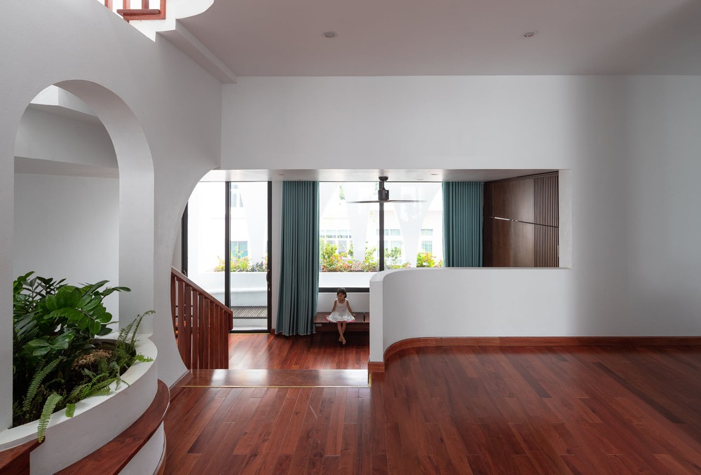 Gia đình yêu thiên nhiên xây nhà 6 tỷ, gộp hai lô đất, thiết kế mặt tiền trồng cây chất khỏi bàn - Ảnh 6. Gia đình yêu thiên nhiên xây nhà 6 tỷ, gộp hai lô đất, thiết kế mặt tiền trồng cây chất khỏi bàn - Ảnh 6.