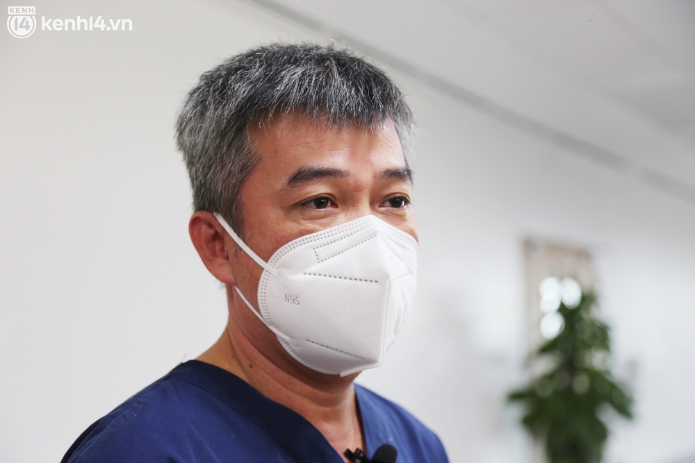 Tín hiệu đầy lạc quan sau 100 ngày Sài Gòn gồng mình chống dịch: Máy thở, giường bệnh xếp đầy kho BV Hồi sức vì vắng bệnh nhân Covid-19 - Ảnh 6. Tín hiệu đầy lạc quan sau 100 ngày Sài Gòn gồng mình chống dịch: Máy thở, giường bệnh xếp đầy kho BV Hồi sức vì vắng bệnh nhân Covid-19 - Ảnh 6.