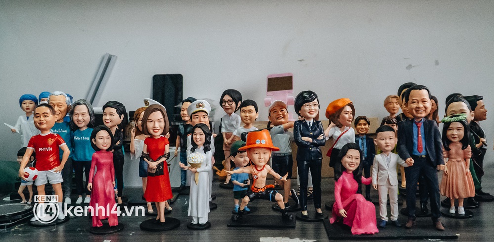 Những bức tượng giống người thật 80% ở Hà Nội có giá tiền triệu vẫn hút khách, độ bền 20 năm - Ảnh 3. Những bức tượng giống người thật 80% ở Hà Nội có giá tiền triệu vẫn hút khách, độ bền 20 năm - Ảnh 3.