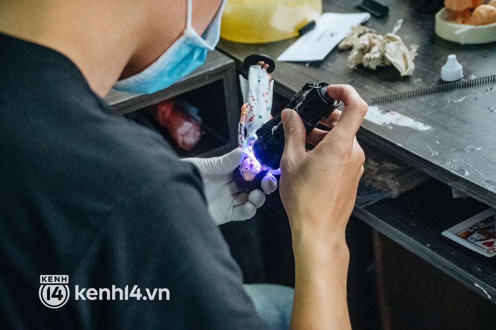 Những bức tượng giống người thật 80% ở Hà Nội có giá tiền triệu vẫn hút khách, độ bền 20 năm - Ảnh 12. Những bức tượng giống người thật 80% ở Hà Nội có giá tiền triệu vẫn hút khách, độ bền 20 năm - Ảnh 12.