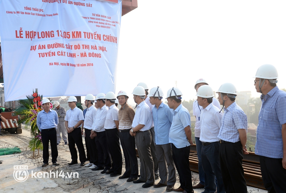 Chùm ảnh: Nhìn lại 10 năm thăng trầm tuyến đường sắt nội đô đầu tiên của Việt Nam, Cát Linh - Hà Đông - Ảnh 15. Chùm ảnh: Nhìn lại 10 năm thăng trầm tuyến đường sắt nội đô đầu tiên của Việt Nam, Cát Linh - Hà Đông - Ảnh 15.