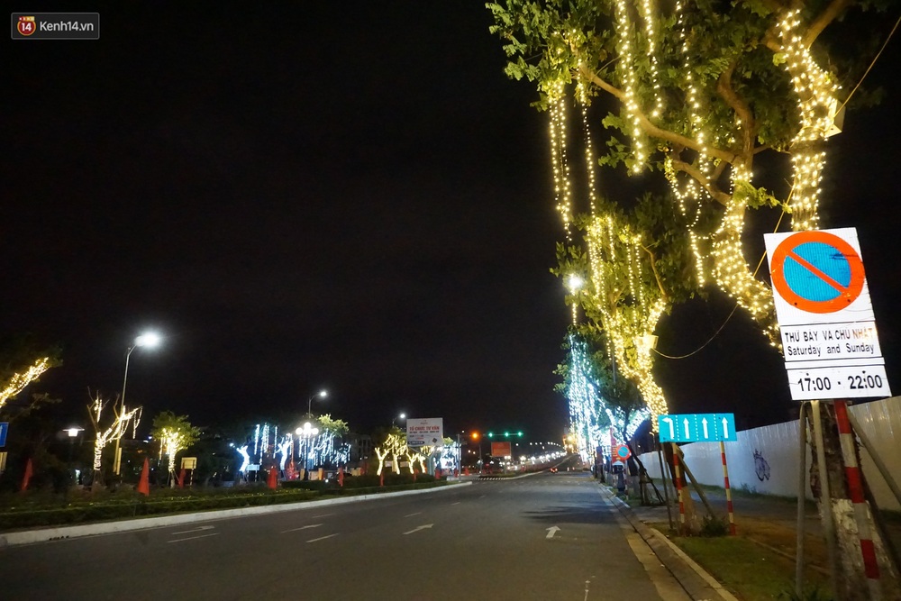 Ảnh: Những con phố lặng thinh ở Đà Nẵng trong những ngày dịch Covid-19 hoành hành - Ảnh 20. Ảnh: Những con phố lặng thinh ở Đà Nẵng trong những ngày dịch Covid-19 hoành hành - Ảnh 20.