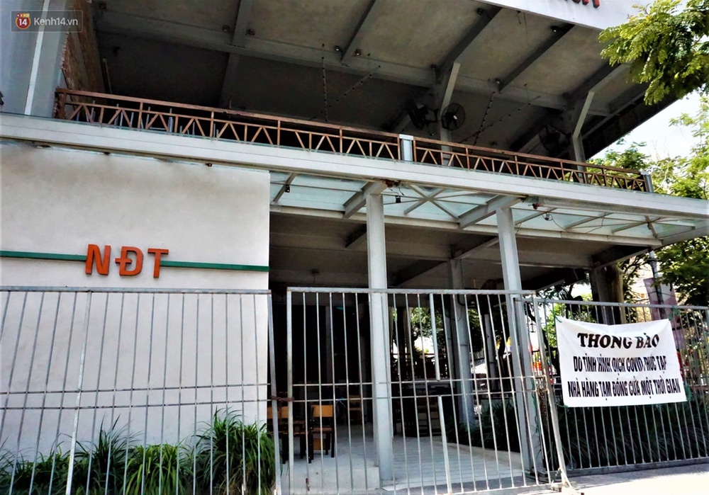 Chưa đến giờ G, nhiều hàng quán ở Đà Nẵng đã chủ động đóng cửa sớm để phòng dịch Covid-19 - Ảnh 5.