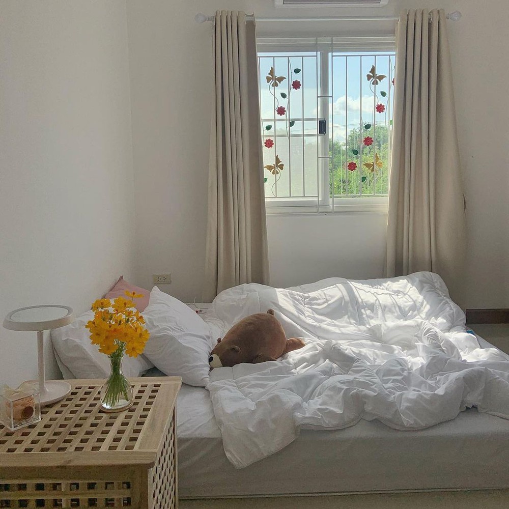 Gái xinh Thái Lan decor căn hộ theo style sinh viên, vào Instagram tràn ngập ảnh khoe nhà ngắm góc nào cũng thấy cưng - Ảnh 2.