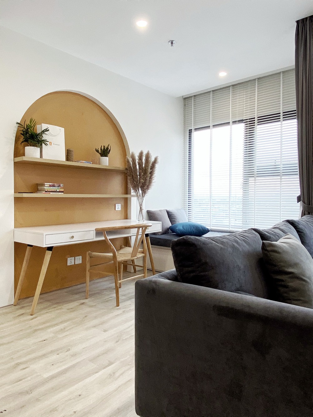 Cạn tiền sau khi mua nhà, vợ chồng trẻ chỉ chi 210 triệu làm nội thất nhưng thành quả miễn chê, ai nhìn cũng khen hợp lý - Ảnh 5.